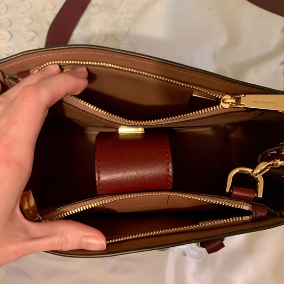 Michael Kors small wine coloured purse - Picture 7 of 12